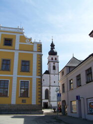 Pohled na Rezidenci a kostel
