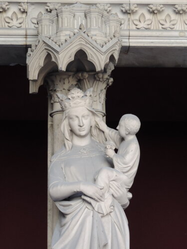Saint Chapelle - Madona s děťátkem
