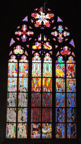 Nejpozoruhodnější vitráž katedrály sv. Víta v Praze