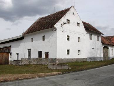 Krásetín - selské baroko, obec Holubov, blízké okolí kláštera Zlatá Koruna, turistické cíle, fotogalerie, historie, zajímavosti