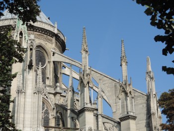 Opěrný systém  Notre-Dame