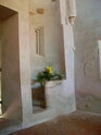 Pohled na bývalé vnitřní točité schodiště v kapli Andělů Strážných