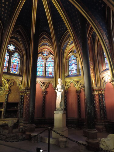 Saint Chapelle - dolní kaple