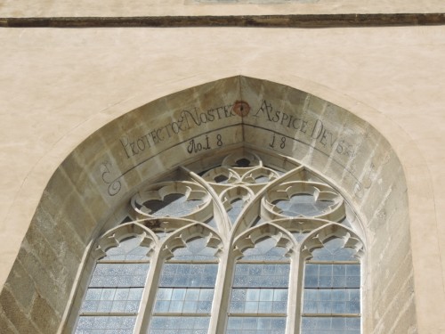 Detail kružby gotického okna, Zlatá Koruna
