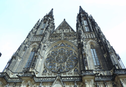 Hlavní průčelí katedrály sv. Víta, Praha