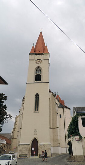 Chrám sv. Mikuláše - novogotická věž
