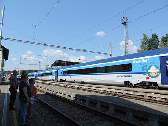 railjet na nádraží v Kaplici